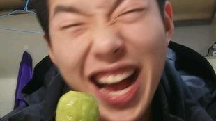 郭老师吃蜜瓜视频大全,甜蜜瞬间大盘点